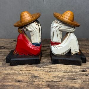 Vintage Mexican Folk Art Hand Carved Painted Wood Bookends Sombrero Figures Pair